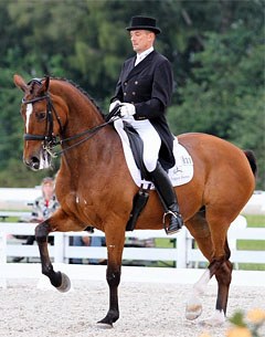 Lars Petersen and Mariett win the Grand Prix at the 2013 Palm Beach Dressage Derby 