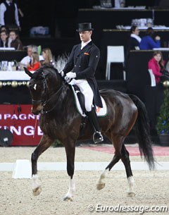 Austrian Peter Gmoser on the 13-year old Two To Tango (by Idocus x Burggraaf)