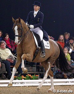 Nadine Capellmann competing Diamond Girl at the 2013 CDN Munster, where the news about the adoption became known :: Photo © LL-foto