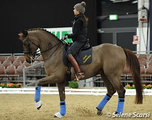 Johanna von Fircks schooling Nymphenburgs Rockport (by Relevant)