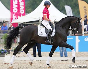 Anna Sophie Fiebelkorn test riding Everdale