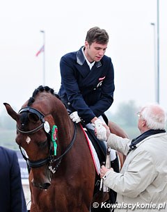 Florian Lorenz on Luigi in the prize giving