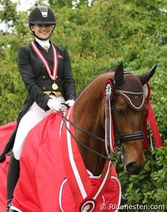 Alexandra Sorensen and Camiro Mandoe win the 2013 Danish Junior Riders Championships :: Photo © Ridehesten.com