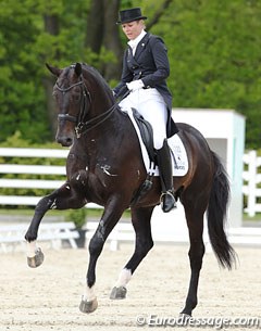 Anne van Olst and Netto at the 2013 CDI Roosendaal :: Photo © Astrid Appels