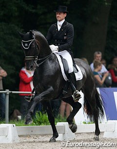 Edward Gal and Voice in the CDI Grand Prix Special at the 2013 CDIO Rotterdam :: Photo © Astrid Appels