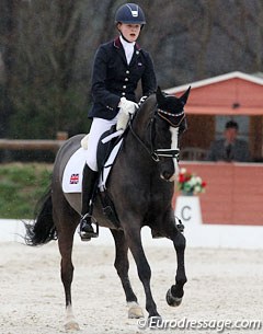 Rose Hugh-Smith on Holsteins Derwisch