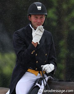 Renaud Ramadier blows kisses to his family who came to the show today