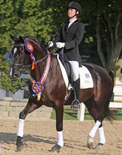 Brandi Benedict and Rebellienne HVH win the 4-year old division at the 2013 U.S. Young Horse Championships :: Photo © Mary Phelps