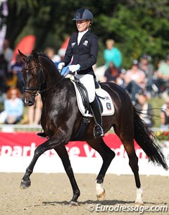 Helen Langehanenberg on Diamigo (by Dimaggio x Freudenprinz)