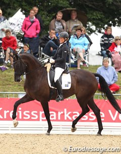 Anna Svanberg on Diva, a Richfield offspring out of Patrik Kittel's rising FEI star Deja (by Silvano). 