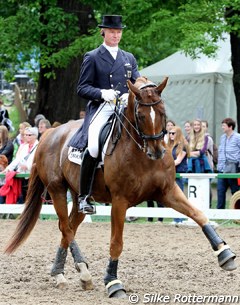 Hubertus Schmidt warming up Sansolino