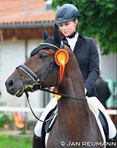 Lena Waldmann and Caya in Wolfskehlen :: Photo © Jan Reumann