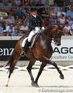 Tinne Vilhelmson and Don Auriello came very close to that 80% barrier. With the many extended trots at the beginning of the Special, Vilhelmson could spark better activity in Don Auriello's hind legs for the passage