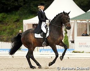 Annabel Frenzen on Cristobal