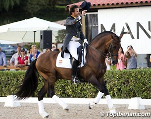 Jose Daniel Martin Dockx and Grandioso win the 2014 Spanish Grand Prix Championships :: Photo © Top Iberian