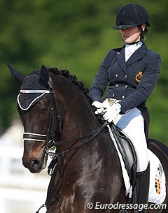 Alexa Fairchild and Totall Tip Top at the 2014 CDI Compiegne :: Photo © Astrid Appels