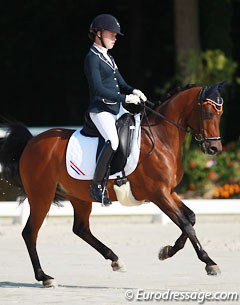 Guusje van Heeswijk on Klavertje Character