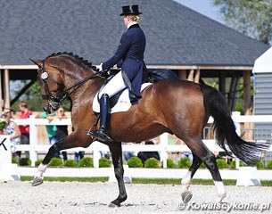 Spanish Morgan Barbançon Mestre borrowed her sister's Grand Prix horse Don Lorean for the Czosnow World Cup Qualifier