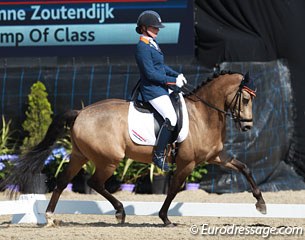 Lisanne Zoutendijk on Champ of Class