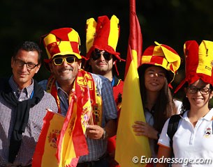 Spanish fans dress in style for the show
