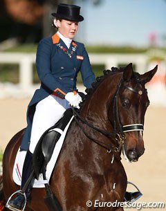 Jeanine Nieuwenhuis on Hexagons Baldacci :: Photo © Astrid Appels