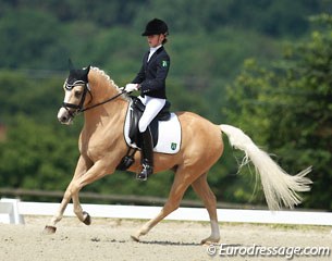 Linda Erbe on Dujardin B