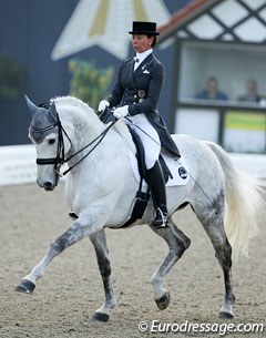 Andrea Landy-Silling on Zafiro