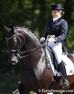 Australian born South African Tanya Seymour on Sirlano (by Sir Donnerhall I)