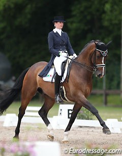 Jorinde Verwimp and Tiamo at the 2014 CDI Kapellen :: Photo © Astrid Appels