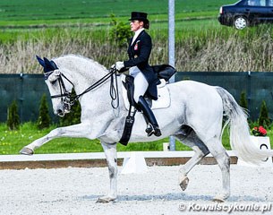 Katarzyna Milczarek with her new Grand Prix ride Teo (by Democraat)