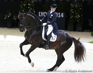 Tina Konyot and Calecto V