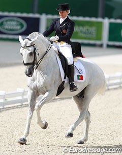 Portuguese Maria Caetano on Xiripiti