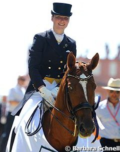 Nadine Husenbeth and Florida won the national Under 25 class