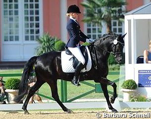 Kathrin Wacker on Moglie