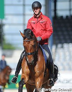 Sönke Rothenberger schooling Cosmo