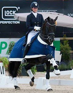Canadian Dana Hazeleger-Hewett and Sancerre at the 2015 CDI Arnheim in The Netherlands