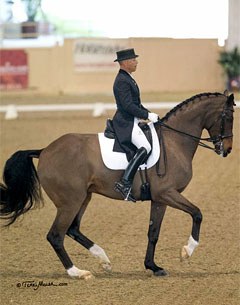 Steffen Peters and Legolas at the 2015 CDI-W Burbank :: Photo © Terri Miller