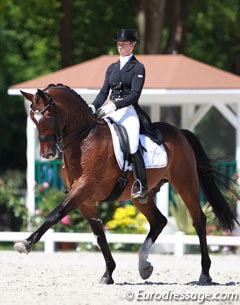 Briana Burgess and La Scala at the 2015 CDI Compiegne :: Photo © Astrid Appels