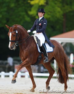 Antonella Joannou on Dandy de la Roche at the 2015 CDI Compiegne :: Photo © Astrid Appels