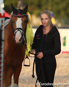 Sandra Aagaard Hyrm with Der Harlekin B