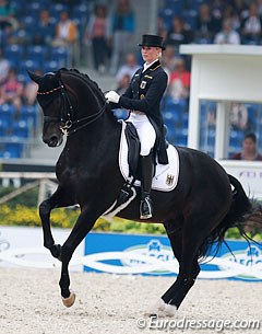 Jessica von Bredow-Werndl on Unee BB