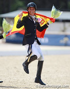 Juan Matute Guimon in his lap of honour