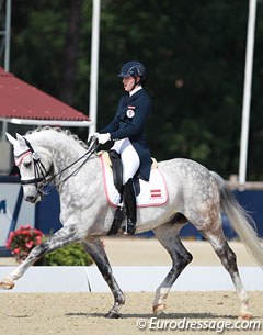 Victoria Wurzinger on Dorian