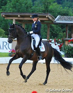 Dorothee Schneider on Kaiserkult