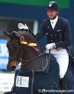 Patrik Kittel and Deja win the Grand Prix for Kur tour at the 2015 CDI Hagen :: Photo © Astrid Appels