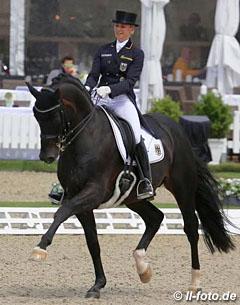 Jessica von Bredow-Werndl on Unee BB