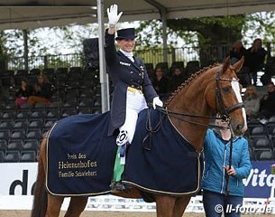 Anabel Balkenhol and Dablino win the 2015 CDI Hamburg Grand Prix :: Photo © LL-foto