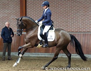 Demy Kurstjens and Glamour at the 2015 VSN Trophy Finals in Lunteren :: Photo © Jeroen Spoolder
