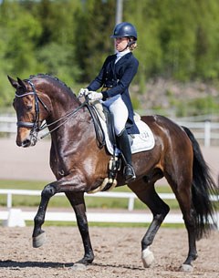 Anna Tallberg and Fernet D at the 2015 Finnish Young Riders Championships :: Photo © Satu Pirinen