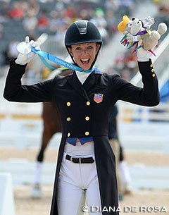 Laura Graves wins team gold and individual silver at the 2015 Pan American Games :: Photo © Diana de Rosa